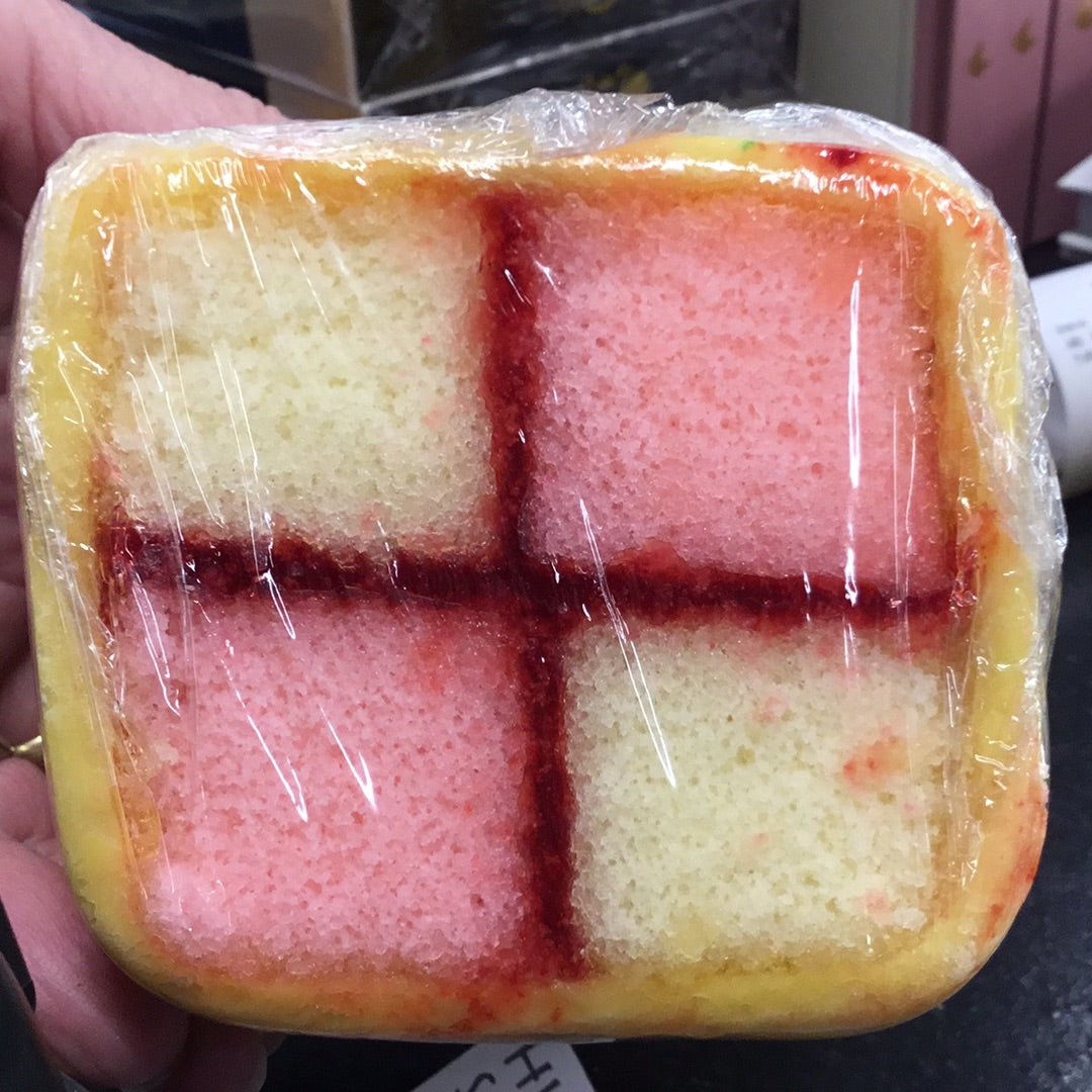 Battenberg Cake (1)
